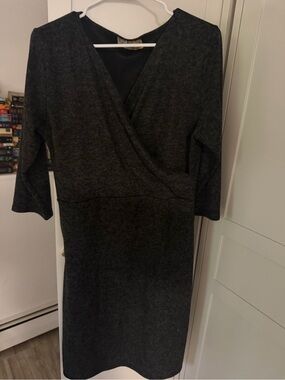 Hybrid & company Charcoal Wrap-Style Midi Dress